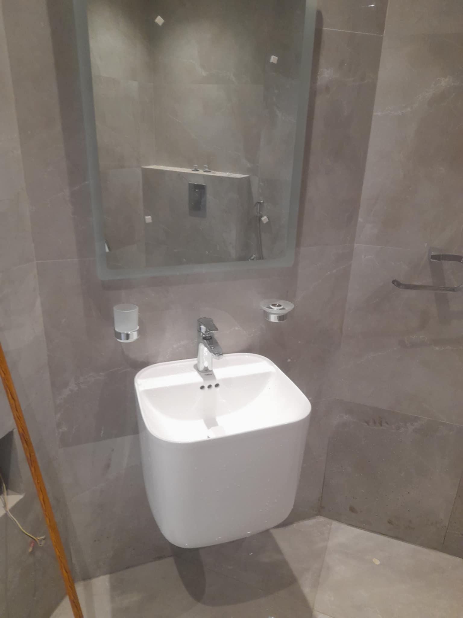 كشف تسربات المياه